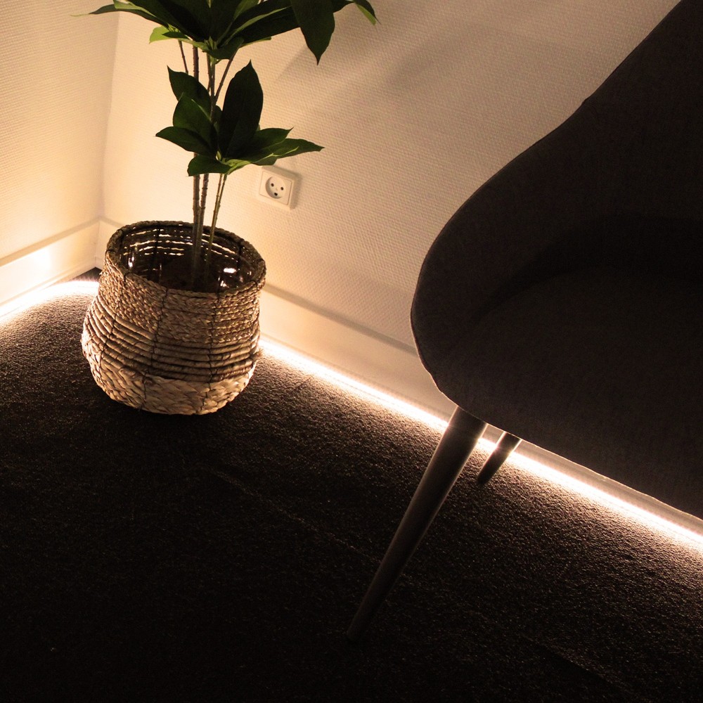 10m 10W/m LED strip IC løbelys/running - 24V DC, Løbelys, inkl kontroller, 120 LED pr. meter - Kulør : Varm billede