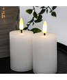 LED Bloklys, 2 stk, flammeeffekt, hvid - 7,5cm høj, Ø5cm, virker med fjernbetj, ægte stearin