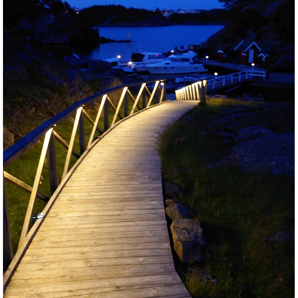 5m 6W/m Vandtæt LED strip (Type Q) - 230V, IP67, 120 LED, Op til 100m - Forpakning : Længere stykke (antal x 5m.), Kulør : Varm