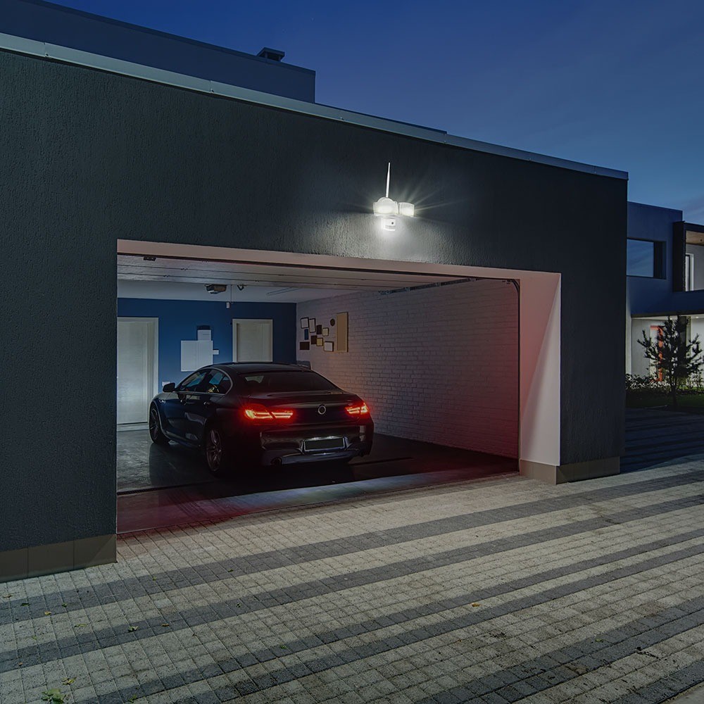 18W LED projektør med WiFi kamera og sensor - 6000K, IP44, hvid, PIR bevægelsessensor, app styret - Kulør : Kold