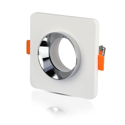 GU10 indbygningsspot i gips - Hvid/krom, Hul: Ø8,0 cm, Mål: Ø10 cm, uden lyskilde