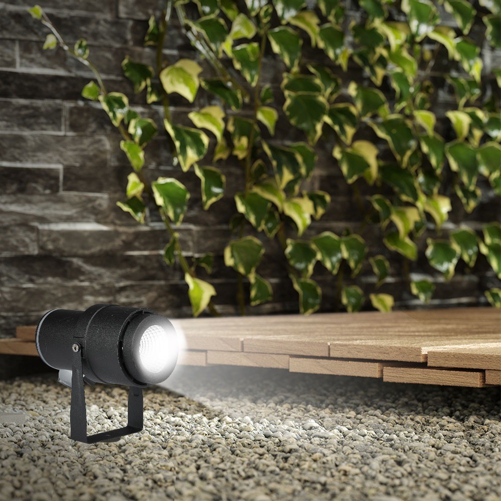 12W LED havelampe - grøn, sort hus - Kulør : Grøn