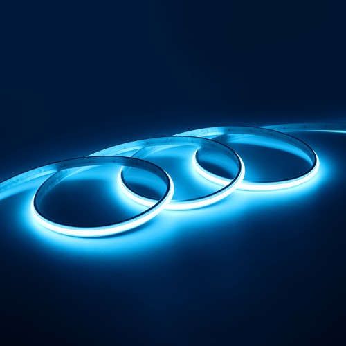 5m 9W/m Lyseblå Dot-free COB-LED strip - 24V DC, IP67, 240 LED/m, 5 års garanti