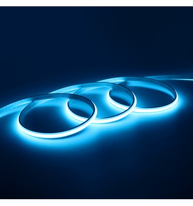 5m 9W/m Lyseblå Dot-free COB-LED strip - 24V DC, IP67, 240 LED/m, 5 års garanti
