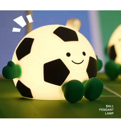 MOCHI Fodbold natlampe Farveskift + varm hvid - Dæmpbar, IP20 indendørs