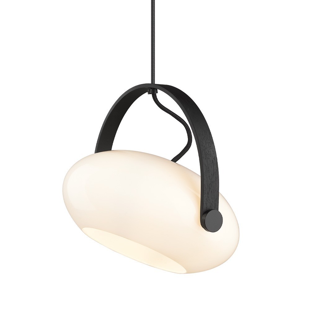 Outlet: Halo Design - D.C pendel Ø26 E27, Opalic m. eg-Sort