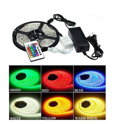 RGB sæt: 5m LED strip 30 LED, 4,8w, kontroller og transformator