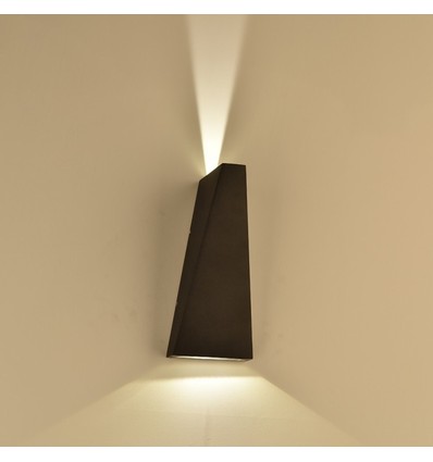 V-Tac 6W LED sort væglampe - IP65 udendørs, 230V, inkl. lyskilde