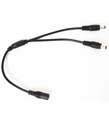 DC kabel splitter til LED strips, ideel til at fordele strømmen og undgå spændingstab i lange installationer.